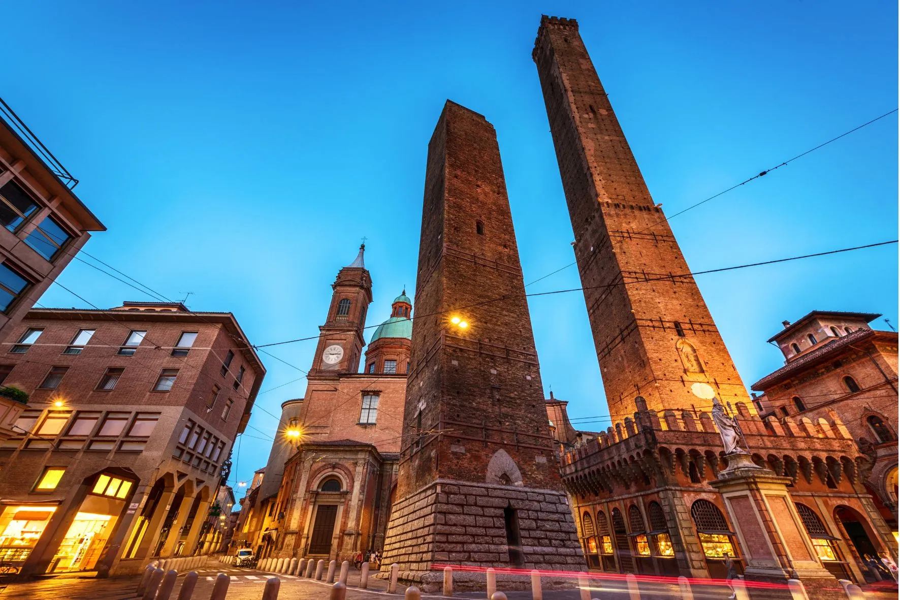 Immagine che raffigura Gita a Bologna e Rocchetta Mattei