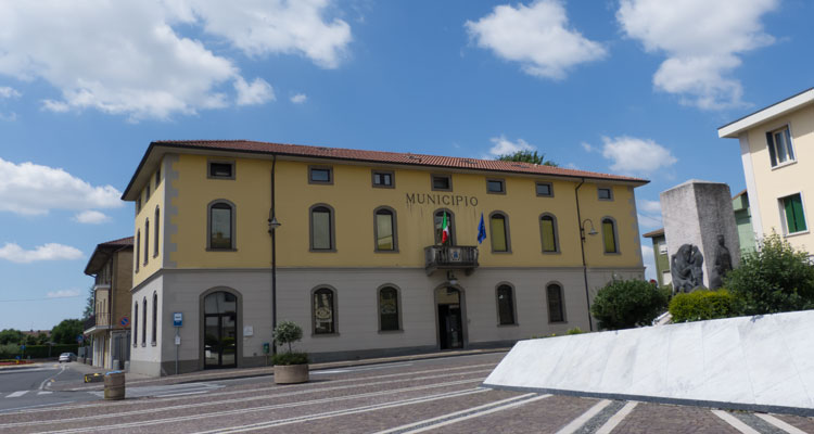 Immagine che raffigura Municipio - Piazza V. Veneto, 1 