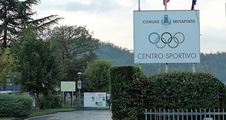 Edificio per la pratica dello sport outdoor e indoor.